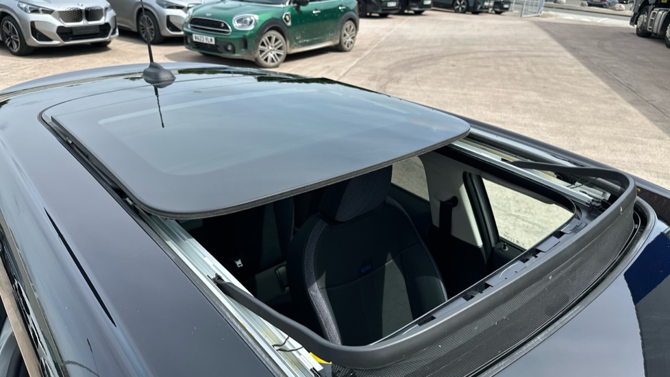 MINI Cooper 2.0 S Classic [Level 2] 5dr Auto Petrol Hatchback - Image 30