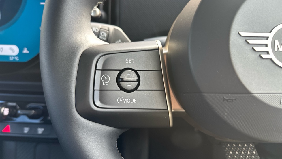 MINI Cooper 2.0 S Classic [Level 2] 5dr Auto Petrol Hatchback - Image 17