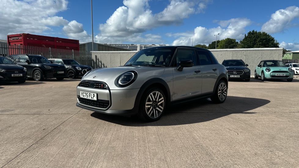 MINI Cooper 2.0 S Classic [Level 2] 5dr Auto Petrol Hatchback - Image 24