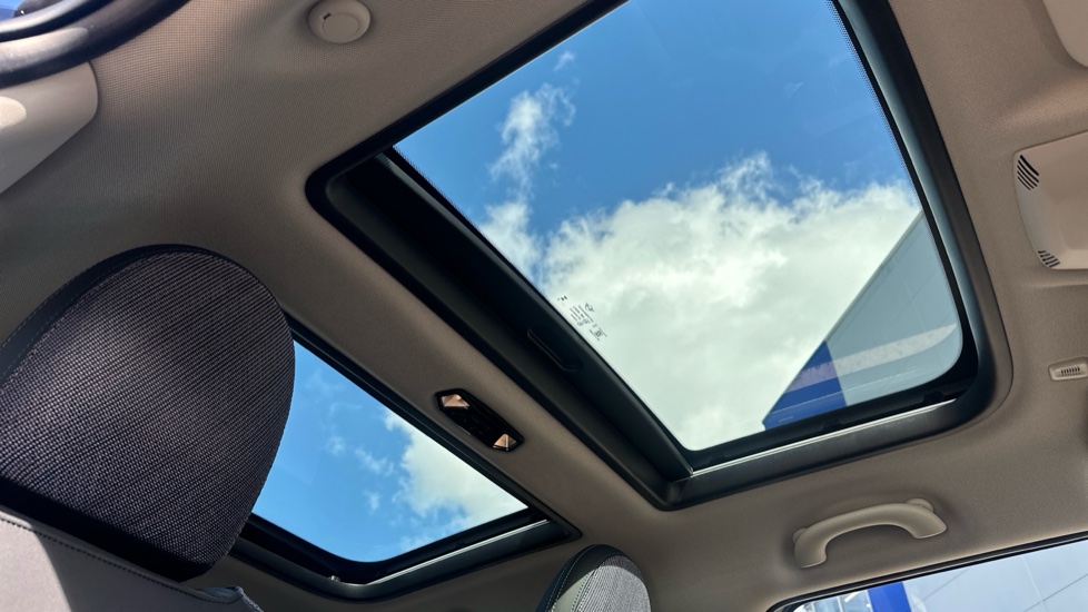 MINI Cooper 2.0 S Classic [Level 2] 5dr Auto Petrol Hatchback - Image 27