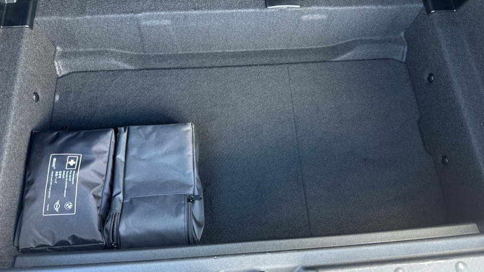 MINI Cooper 2.0 S Classic [Level 2] 5dr Auto Petrol Hatchback - Image 30