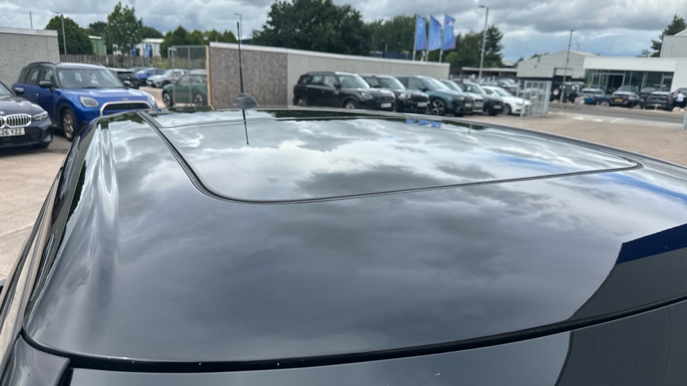 MINI Cooper 2.0 S Classic [Level 2] 5dr Auto Petrol Hatchback - Image 21