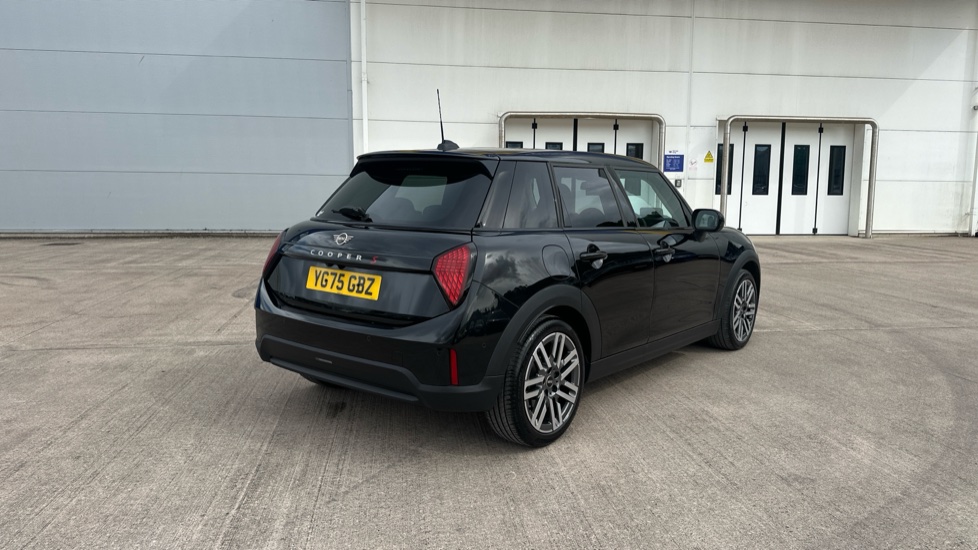 MINI Cooper 2.0 S Classic [Level 2] 5dr Auto Petrol Hatchback - Image 24