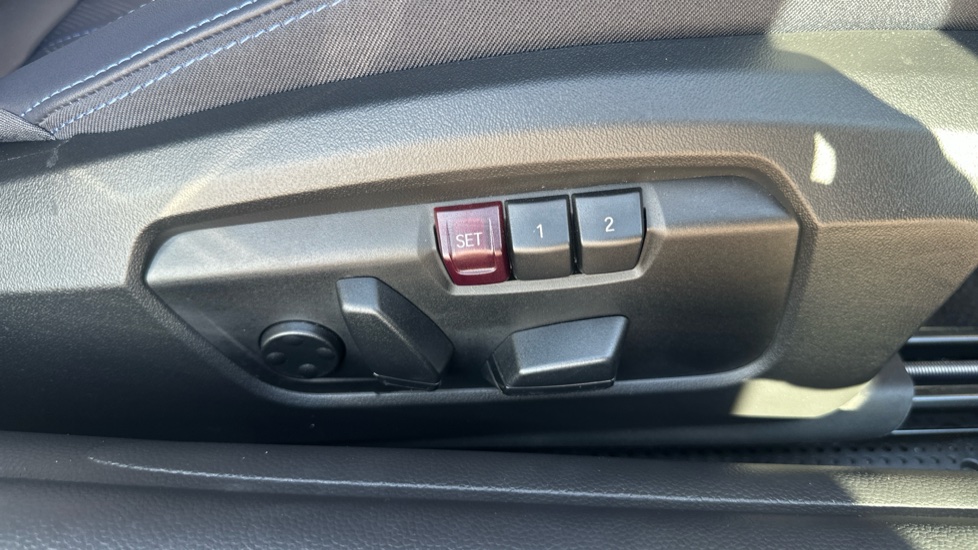 MINI Cooper 2.0 S Exclusive [Level 3] 3dr Auto Petrol Hatchback - Image 28