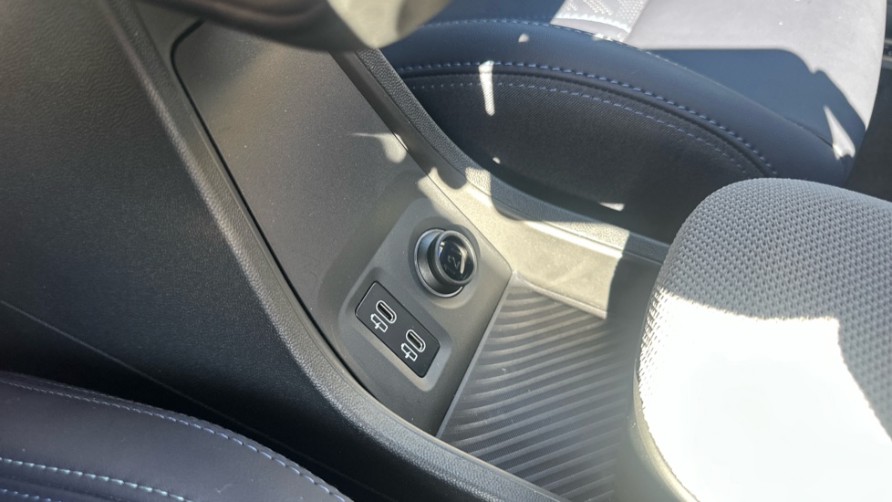 MINI Cooper 2.0 S Exclusive [Level 3] 3dr Auto Petrol Hatchback - Image 36