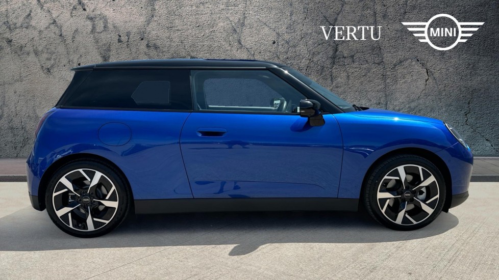 MINI Cooper 160kW SE Exclusive [Level 3] 54kWh 3dr Auto Electric Hatchback - Image 3
