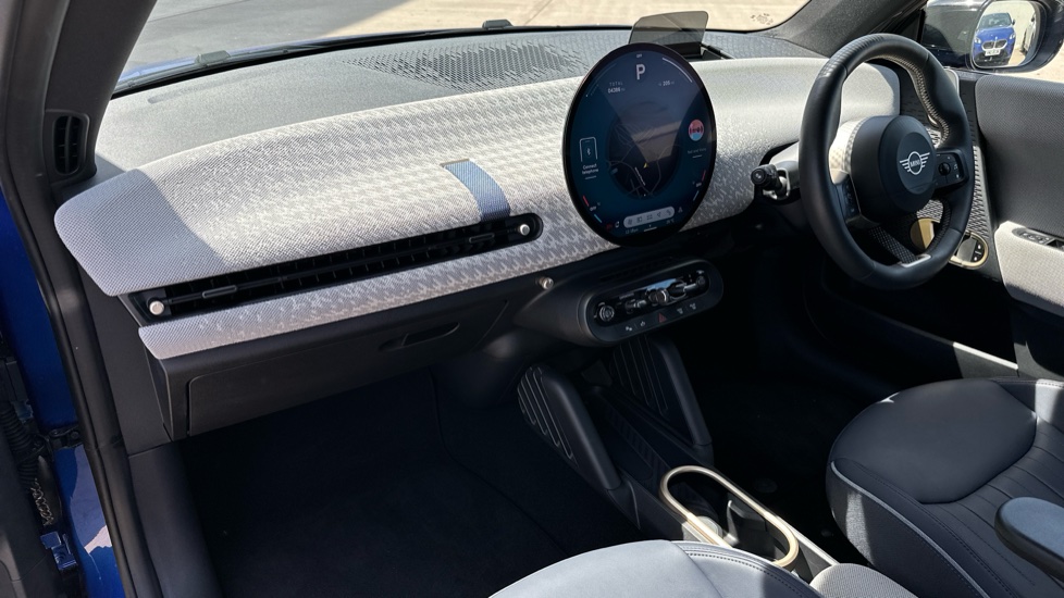 MINI Cooper 160kW SE Exclusive [Level 3] 54kWh 3dr Auto Electric Hatchback - Image 7