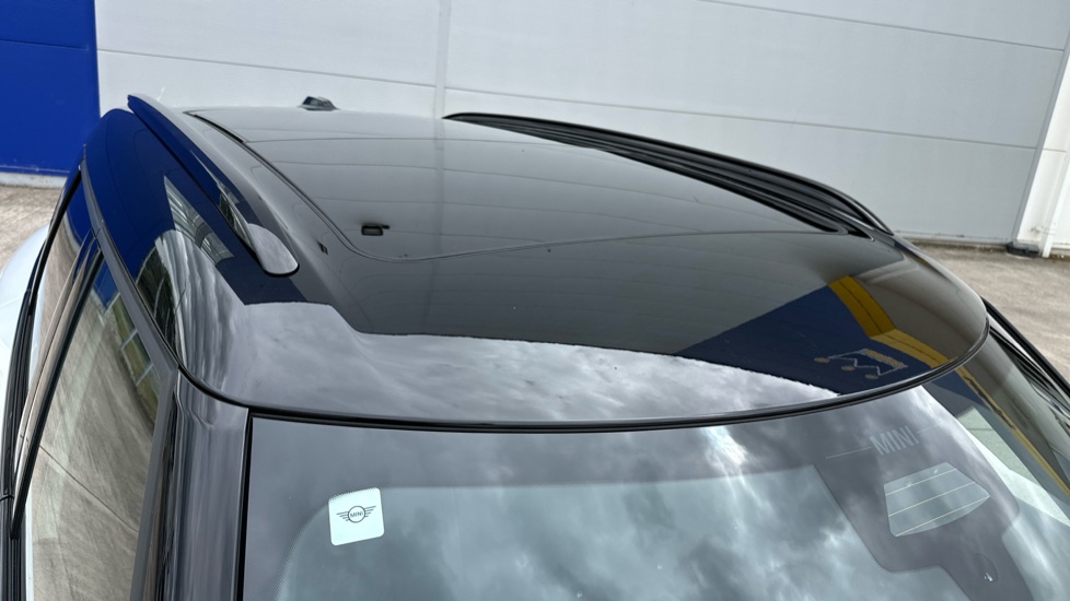 MINI Countryman 1.5 C Sport 5dr Auto Petrol Hatchback - Image 21