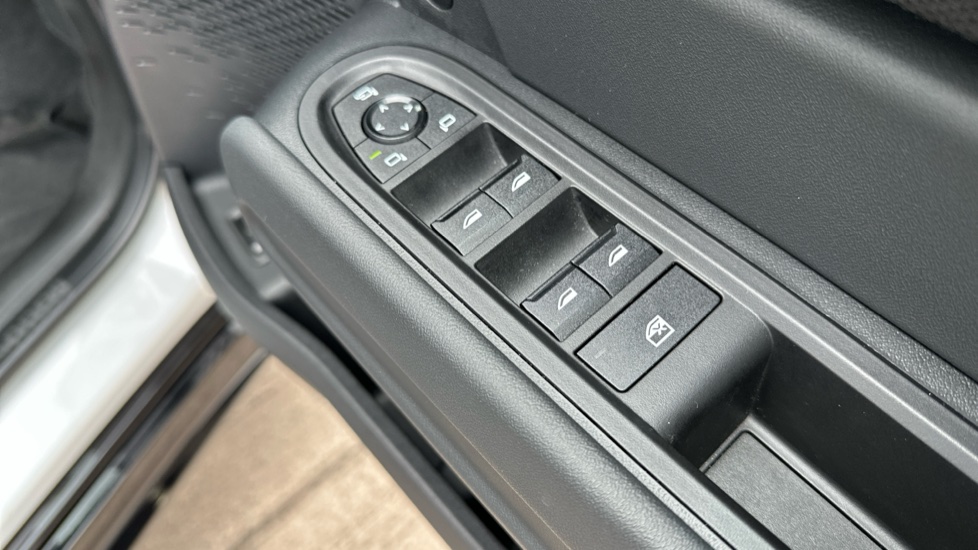 MINI Countryman 1.5 C Sport 5dr Auto Petrol Hatchback - Image 36