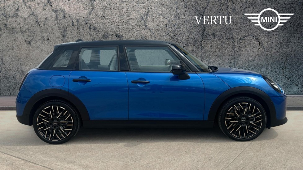 MINI Cooper 1.5 C Exclusive 5dr Auto Petrol Hatchback - Image 3