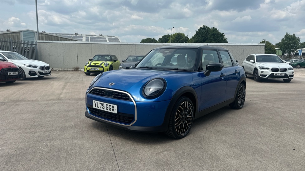 MINI Cooper 1.5 C Exclusive 5dr Auto Petrol Hatchback - Image 25