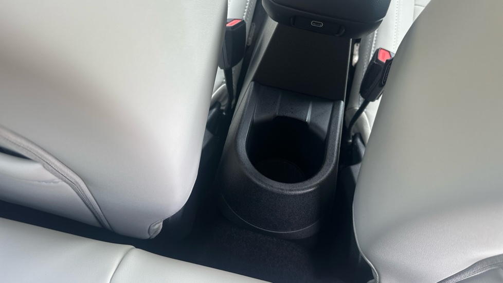 MINI Cooper 1.5 C Exclusive 5dr Auto Petrol Hatchback - Image 27