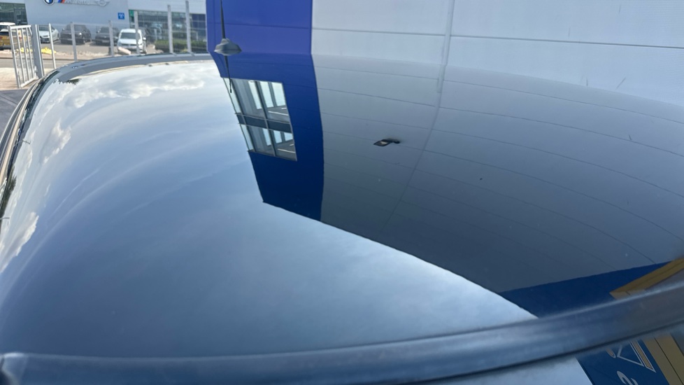 MINI Hatchback 135kW Cooper S Level 2 33kWh 3dr Auto Electric Hatchback - Image 21