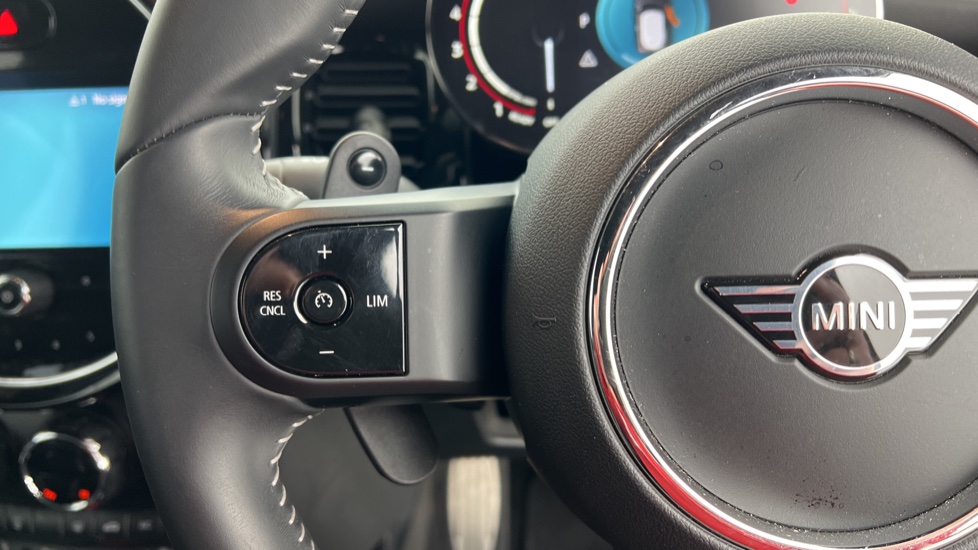 MINI Hatchback 2.0 John Cooper Works 3dr Auto Petrol Hatchback - Image 17