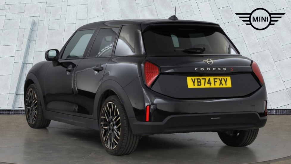 MINI Cooper 2.0 S Exclusive [Level 2] 5dr Auto Petrol Hatchback - Image 2