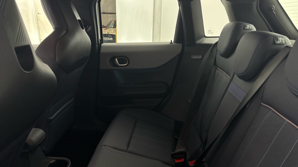 MINI Cooper 2.0 S Exclusive [Level 2] 5dr Auto Petrol Hatchback - Image 12