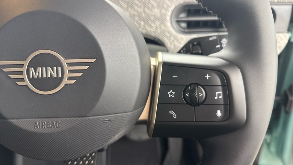 MINI Cooper 1.5 C Exclusive 5dr Auto Petrol Hatchback - Image 18