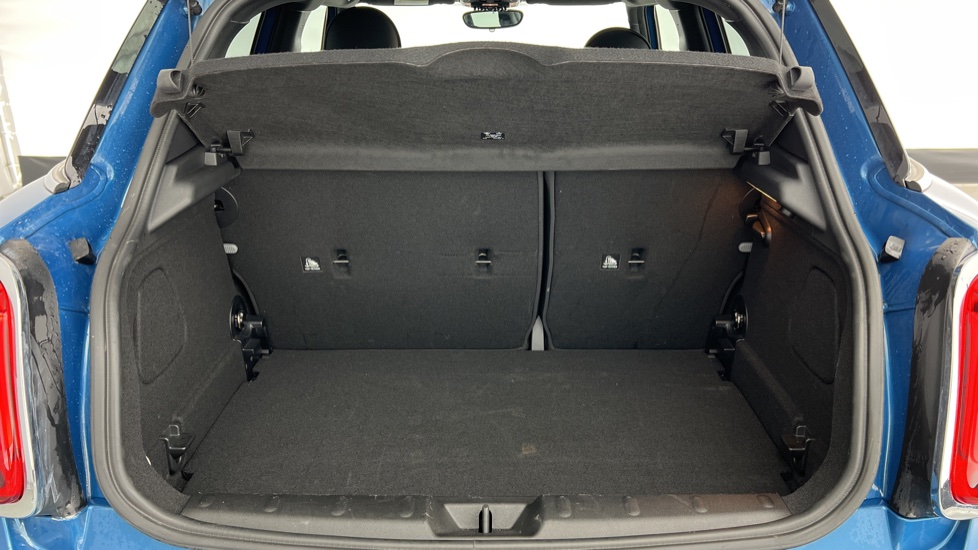 MINI Hatchback 1.5 Cooper Exclusive 5dr Auto [Comfort/Nav Pack] Petrol Hatchback - Image 13