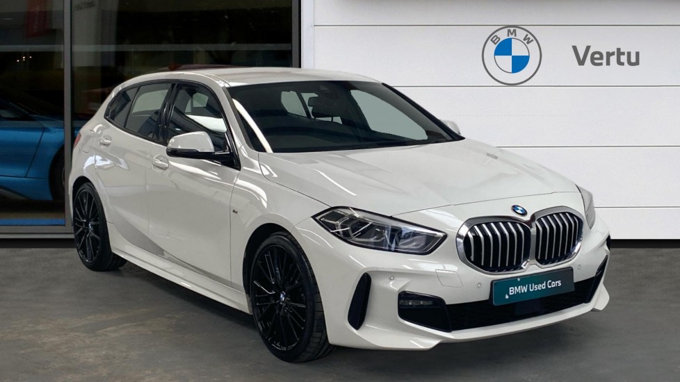 BMW 1 Series 118i [136] M Sport 5dr [Live Cockpit Professional] Petrol Hatchback - Image 1
