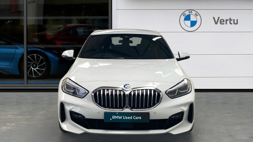 BMW 1 Series 118i [136] M Sport 5dr [Live Cockpit Professional] Petrol Hatchback - Image 17