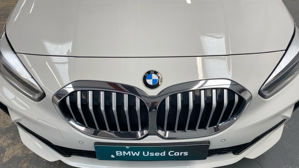 BMW 1 Series 118i [136] M Sport 5dr [Live Cockpit Professional] Petrol Hatchback - Image 35