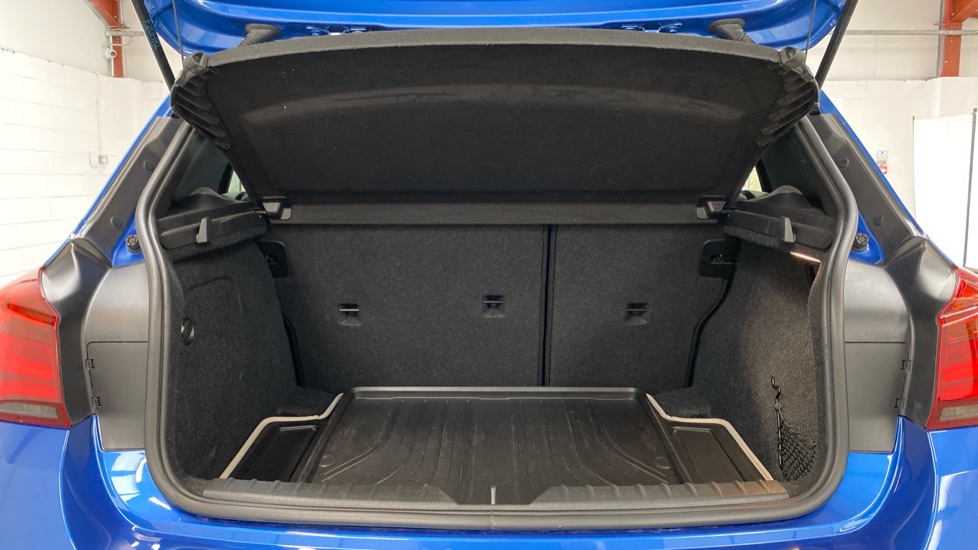 BMW 1 Series 118i [1.5] M Sport Shadow Edition 5dr Petrol Hatchback - Image 4