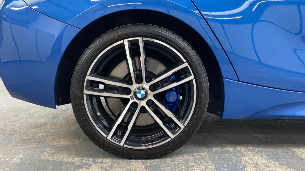 BMW 1 Series 118i [1.5] M Sport Shadow Edition 5dr Petrol Hatchback - Image 7