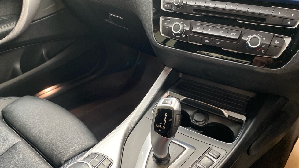 BMW 1 Series 118i [1.5] M Sport Shadow Edition 5dr Petrol Hatchback - Image 14