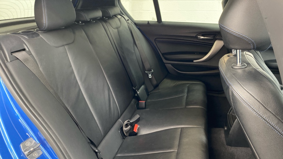 BMW 1 Series 118i [1.5] M Sport Shadow Edition 5dr Petrol Hatchback - Image 16