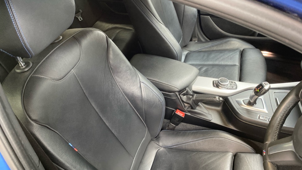 BMW 1 Series 118i [1.5] M Sport Shadow Edition 5dr Petrol Hatchback - Image 56