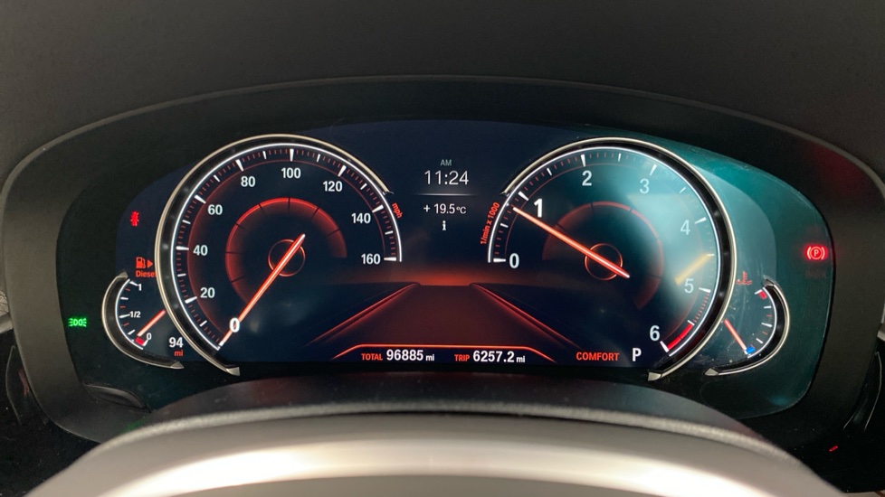 BMW 5 Series 520d M Sport 4dr Auto Diesel Saloon - Image 18