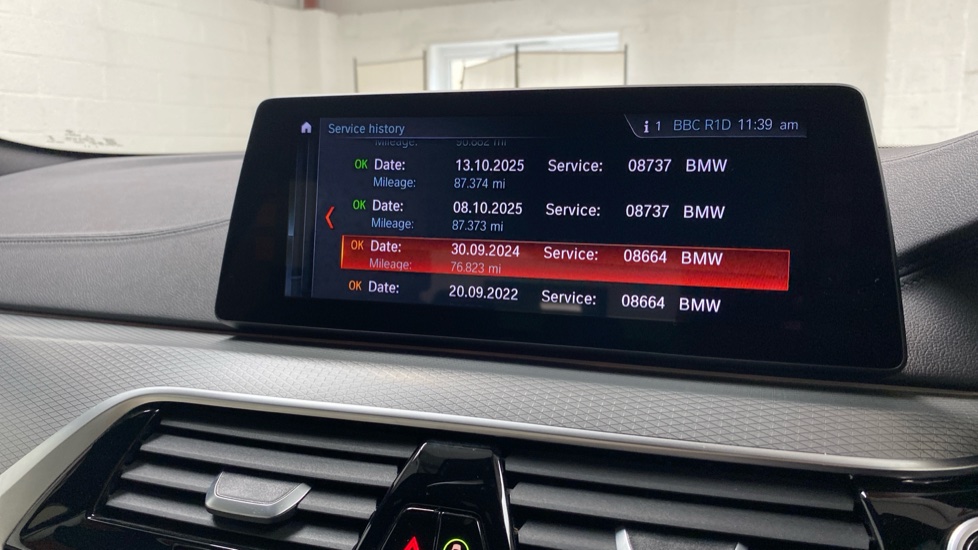 BMW 5 Series 520d M Sport 4dr Auto Diesel Saloon - Image 57