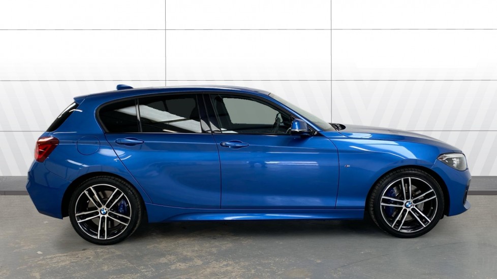 BMW 1 Series 118i [1.5] M Sport Shadow Edition 5dr Petrol Hatchback - Image 5