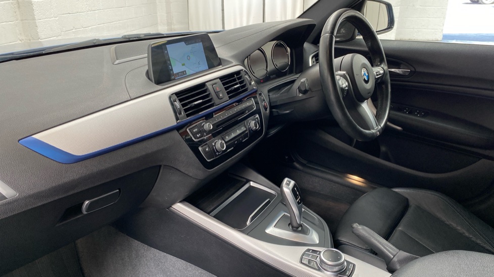 BMW 1 Series 118i [1.5] M Sport Shadow Edition 5dr Petrol Hatchback - Image 9