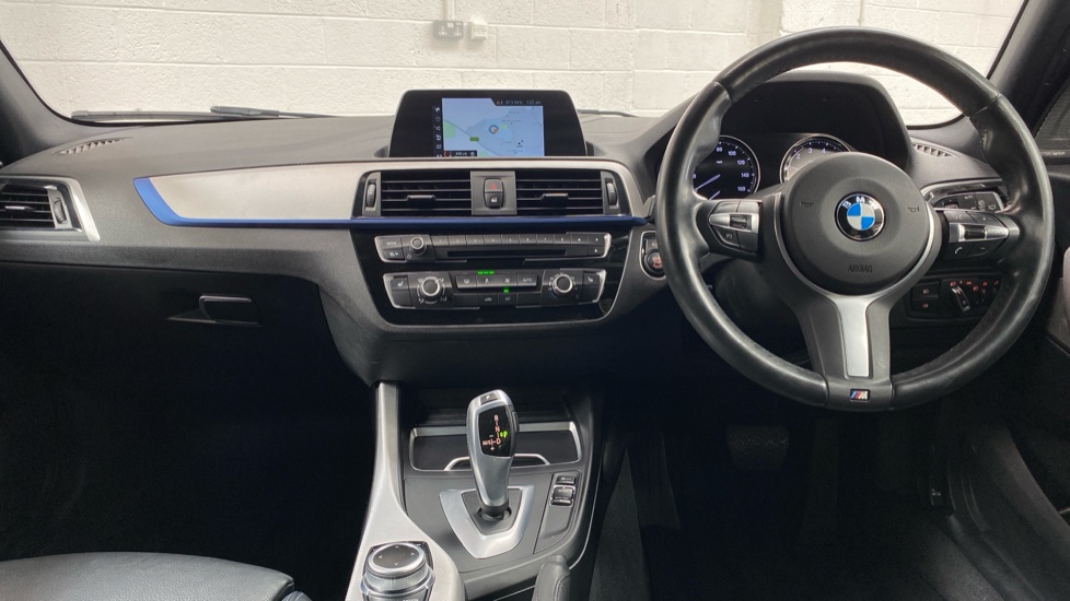 BMW 1 Series 118i [1.5] M Sport Shadow Edition 5dr Petrol Hatchback - Image 10