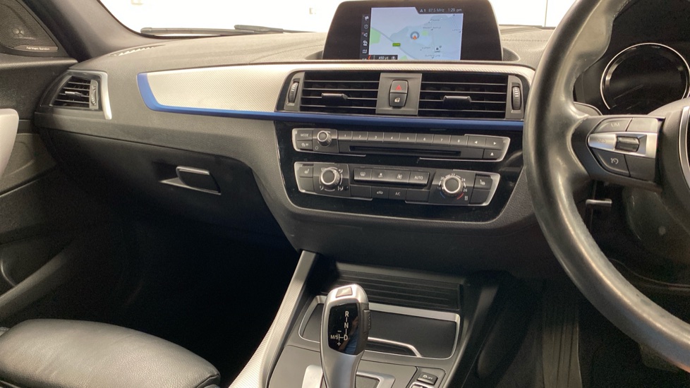 BMW 1 Series 118i [1.5] M Sport Shadow Edition 5dr Petrol Hatchback - Image 14