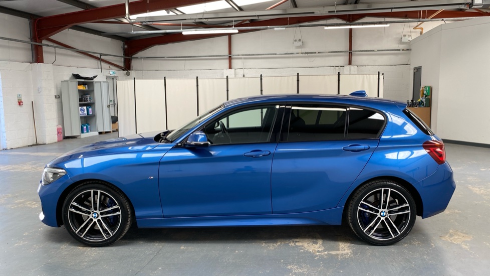 BMW 1 Series 118i [1.5] M Sport Shadow Edition 5dr Petrol Hatchback - Image 28