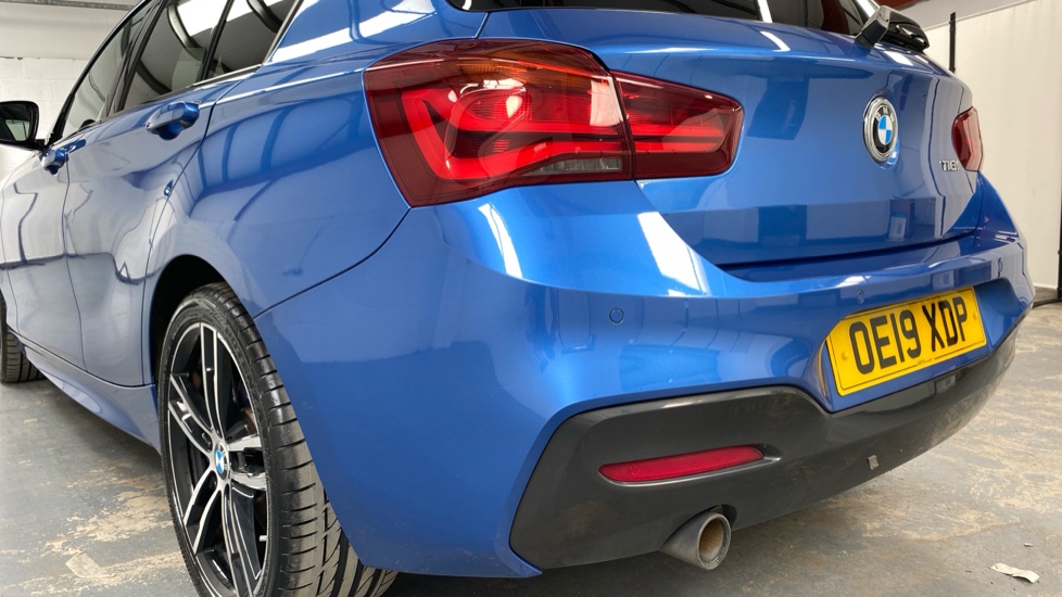 BMW 1 Series 118i [1.5] M Sport Shadow Edition 5dr Petrol Hatchback - Image 30