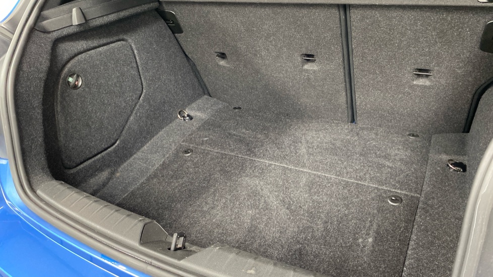 BMW 1 Series 118i [1.5] M Sport Shadow Edition 5dr Petrol Hatchback - Image 31