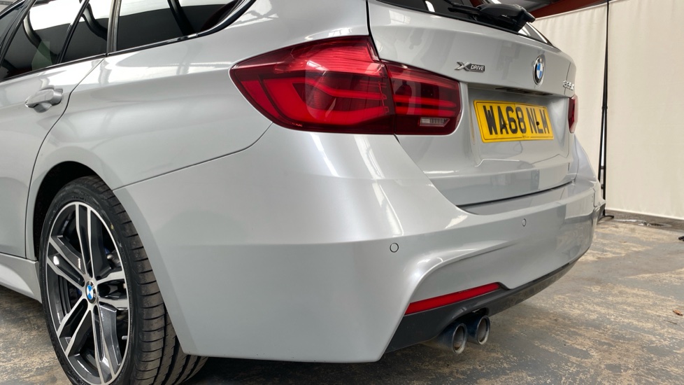 BMW 3 Series 335d xDrive M Sport Shadow Edition 5dr Step Auto Diesel Estate - Image 37