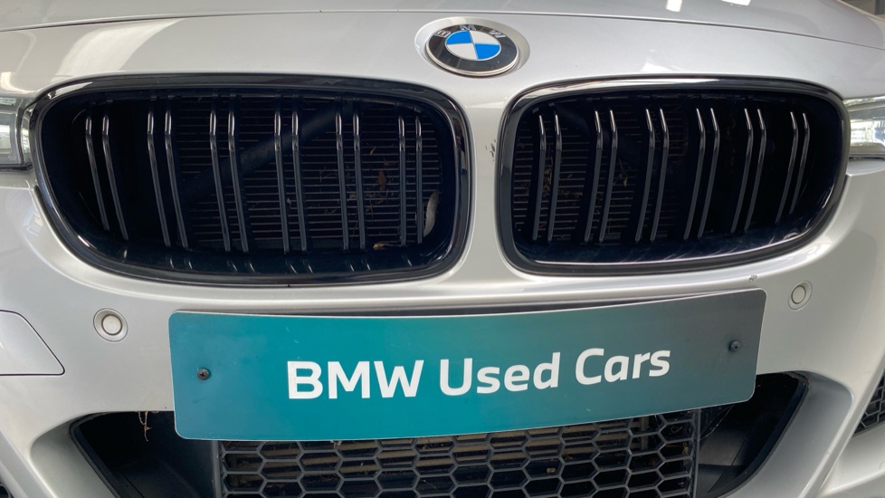 BMW 3 Series 335d xDrive M Sport Shadow Edition 5dr Step Auto Diesel Estate - Image 68