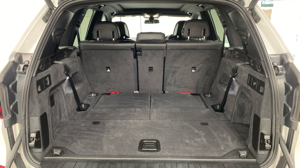 BMW X5 xDrive30d M Sport 5dr Auto Diesel Estate - Image 4