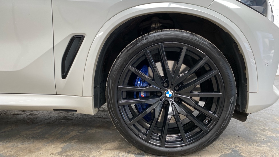 BMW X5 xDrive30d M Sport 5dr Auto Diesel Estate - Image 7