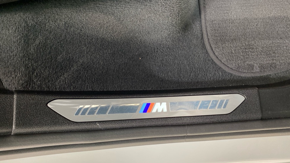 BMW X5 xDrive30d M Sport 5dr Auto Diesel Estate - Image 61