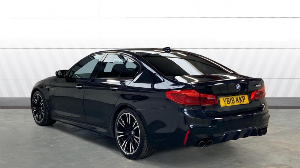 BMW M5 4dr DCT Petrol Saloon - Image 2