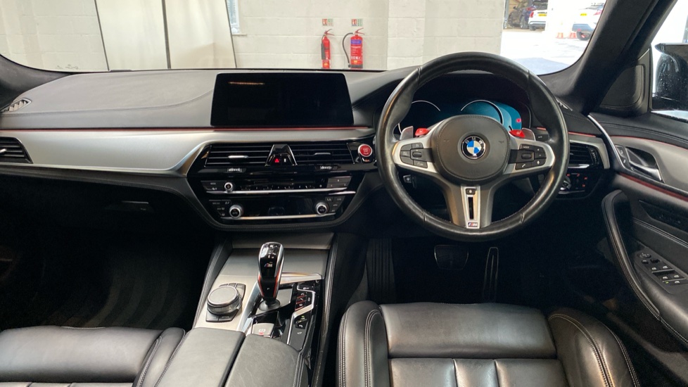 BMW M5 4dr DCT Petrol Saloon - Image 10