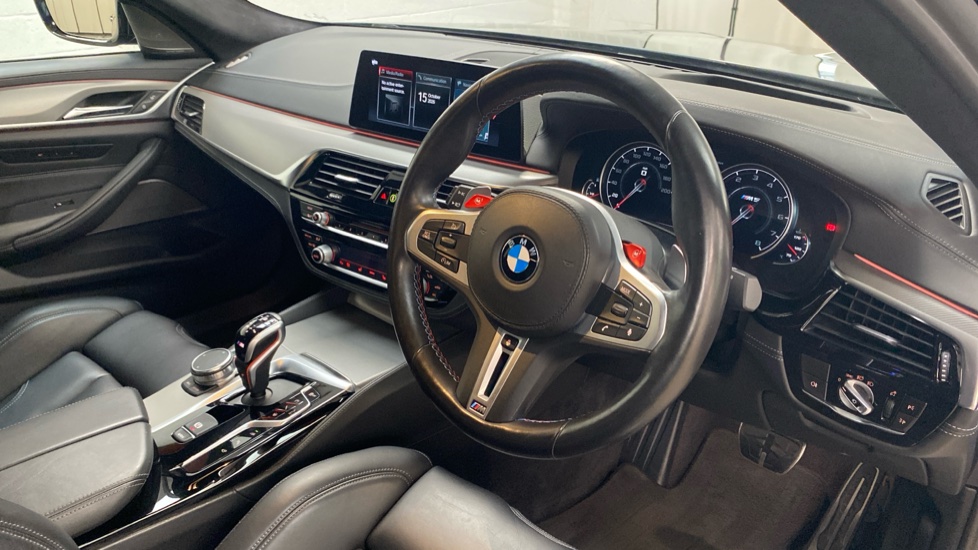 BMW M5 4dr DCT Petrol Saloon - Image 11