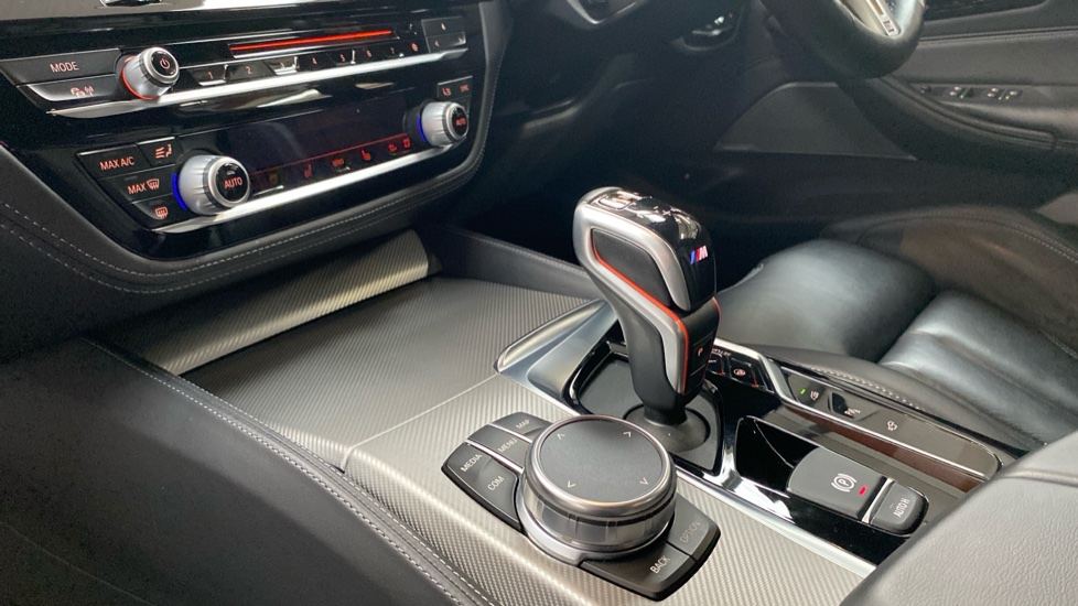 BMW M5 4dr DCT Petrol Saloon - Image 13