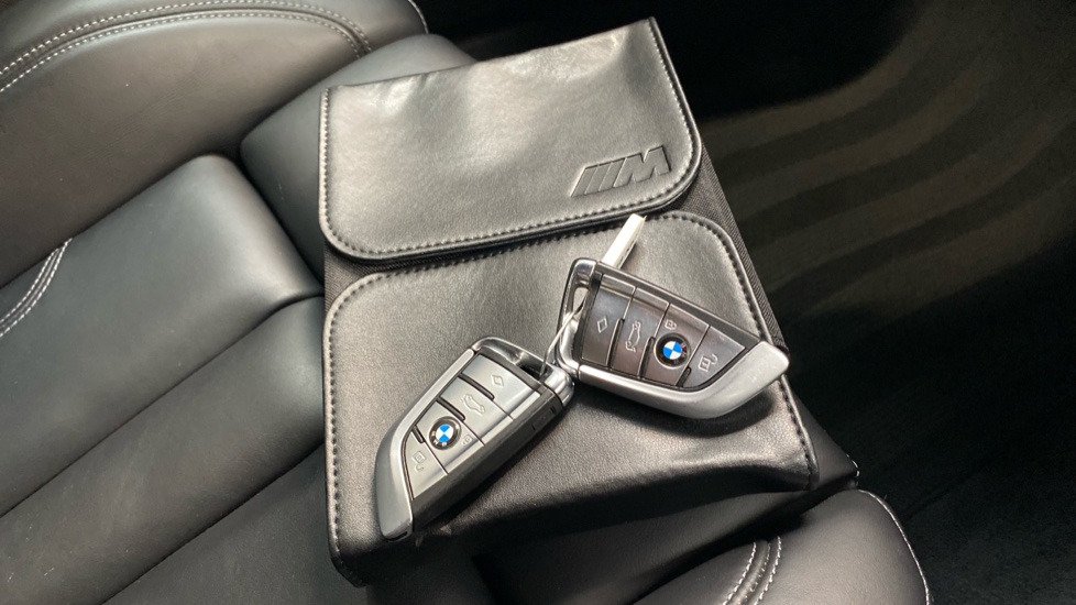 BMW M5 4dr DCT Petrol Saloon - Image 19