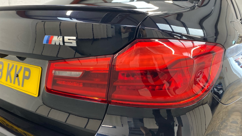 BMW M5 4dr DCT Petrol Saloon - Image 23